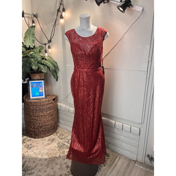 Red Royal Queen RQ7810 Mother of the Bride Wedding Formal Dress Size 16 - Picture 1 of 10